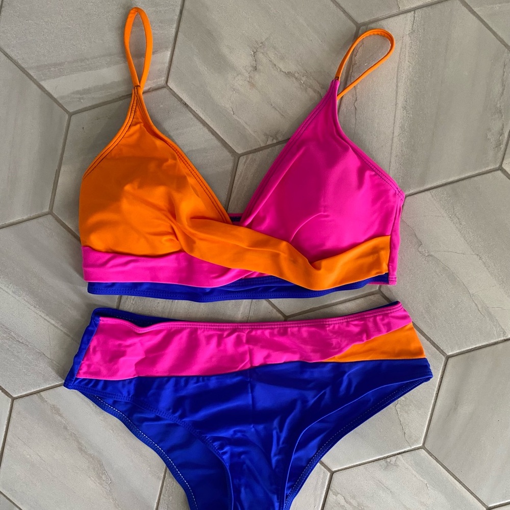NWT Neon Color Block Bikini - Picture 3 of 8